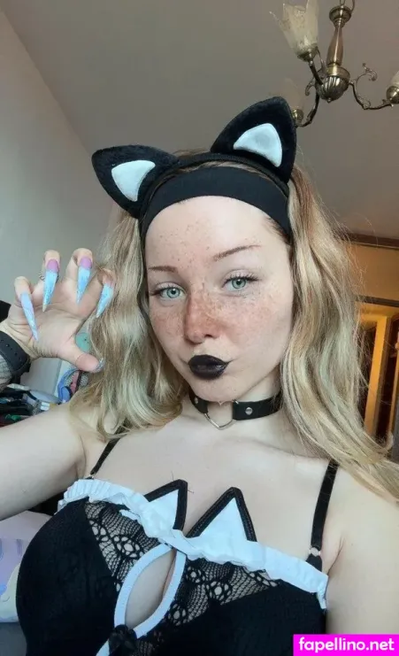 Ari Ariallen Princessariana07 Princessariana OnlyFans Thumbnail #4LRNAD2pBf