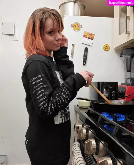 Ari Cakes OnlyFans Thumbnail #Pg9NMyuV2q