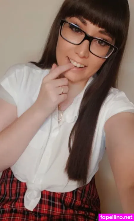 Ari Cleo OnlyFans Thumbnail #Exdo1DHJ0v