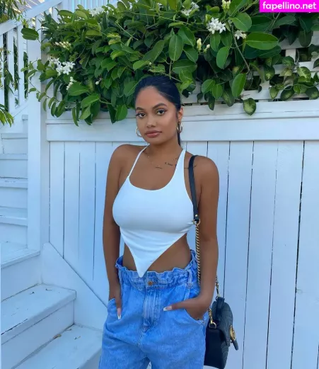 Ari Kumar OnlyFans Thumbnail #qElkq7W9Fy