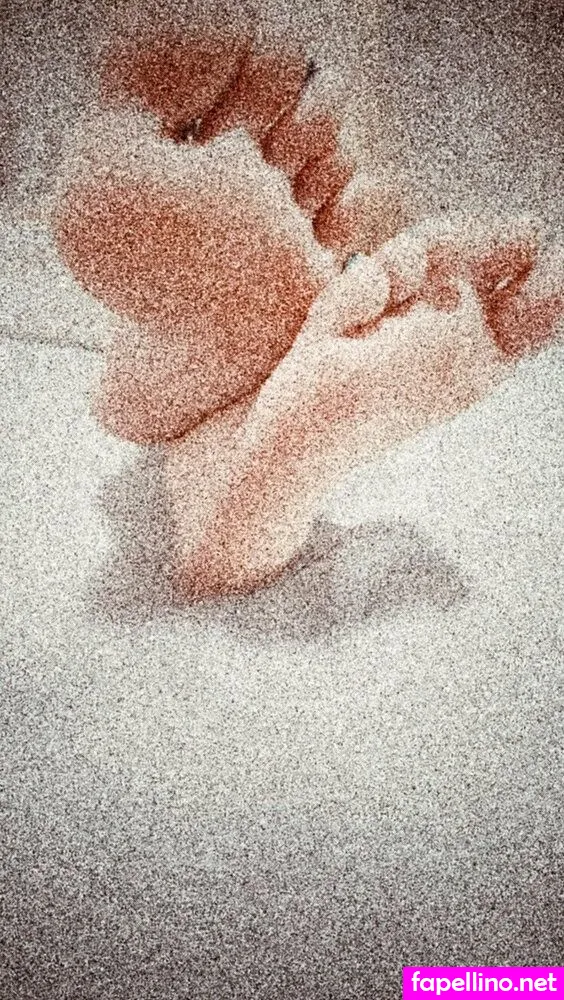 ari_sfeet, feetswet01 Nude Leaked OnlyFans Photo #JxBxotPzFU