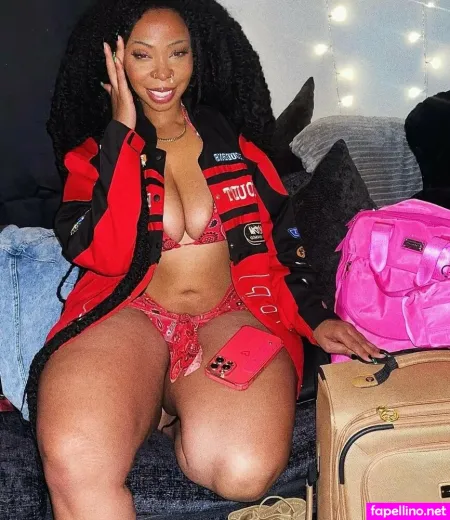 Aria Artizte OnlyFans Thumbnail #UtBkBzoBdm