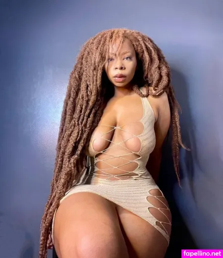 Aria Artizte OnlyFans Thumbnail #XrBsFvYVEV
