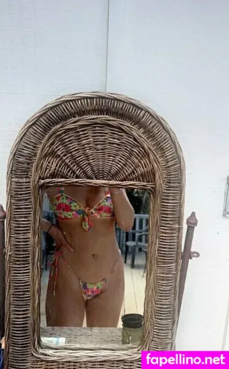 Aria Rayy OnlyFans Thumbnail #P48unc629l