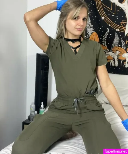 Ariacolefree OnlyFans Thumbnail #N6H4vrwDJL