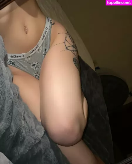 Ariagb OnlyFans Thumbnail #6AUYf3l5CW