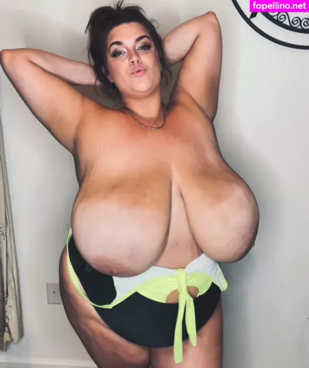 Ariajane OnlyFans Thumbnail #ED8kBpp7iC