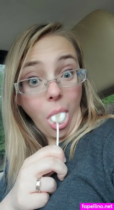 Ariamoon OnlyFans Thumbnail #mDXNuCvwPS