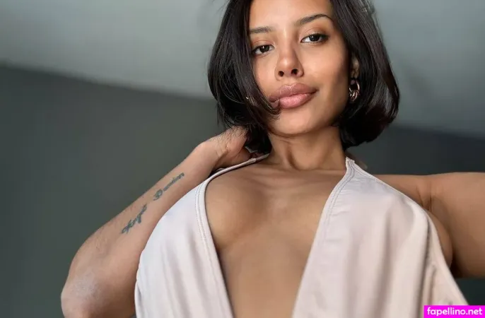 Ariamoonxo OnlyFans Thumbnail #b1Ab4hiMgl