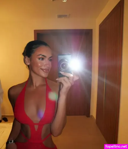 Ariana Barrett OnlyFans Thumbnail #REuzCE6pZO