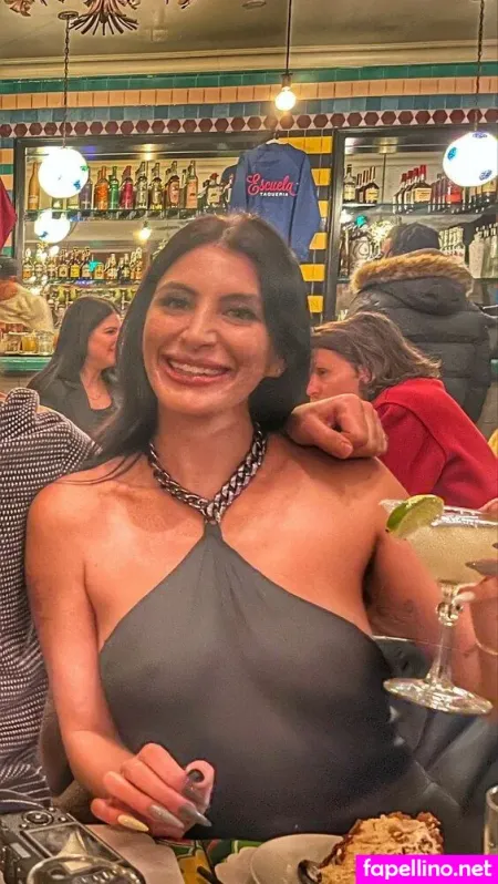 Ariana Basseri OnlyFans Thumbnail #bMd9DGXNgq