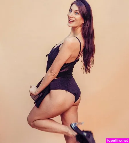 Ariana Basseri OnlyFans Thumbnail #bX3brDkQvN