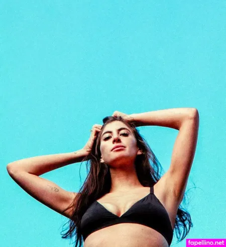 Ariana Basseri OnlyFans Thumbnail #wrtBtX759q