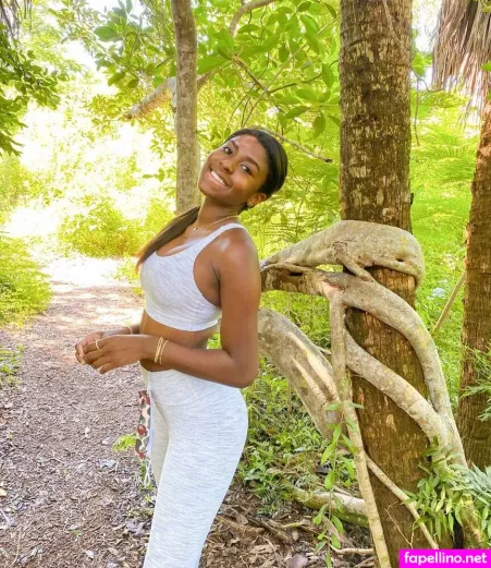 Ariana Ceant OnlyFans Thumbnail #yLKuYncM44