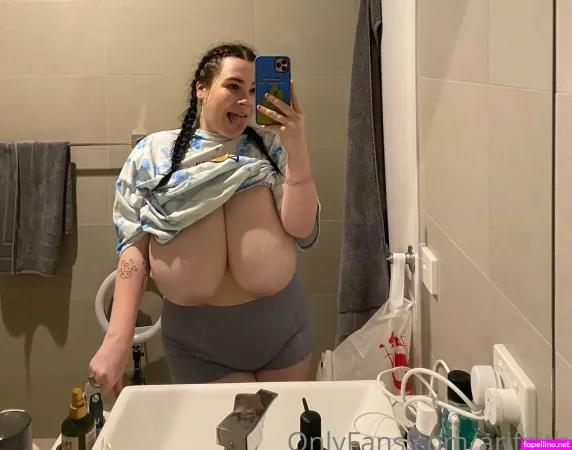 Ariana Faith 1 OnlyFans Thumbnail #TLBznemLXe