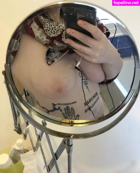 Arianalgrande OnlyFans Thumbnail #IggiGMzQf2