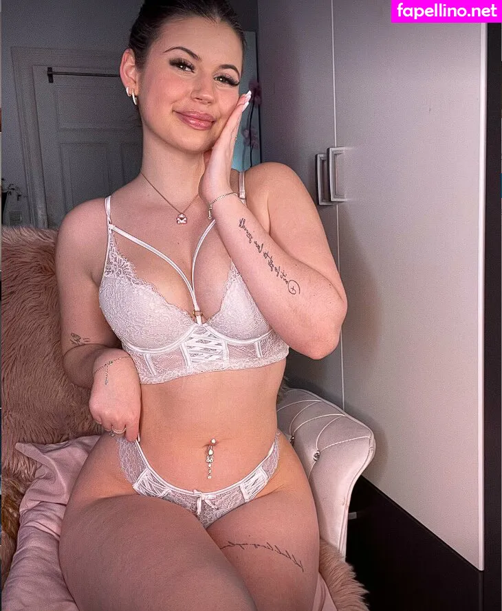 arianasfriends, swee.tieariiana Nude Leaked OnlyFans Photo #GPA7s17k5M