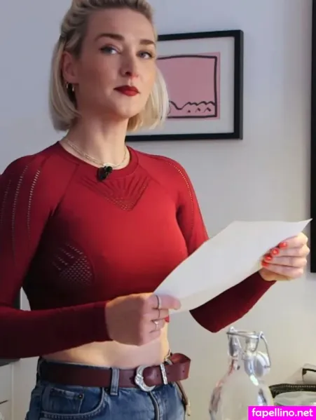 Ariane Alter OnlyFans Thumbnail #dl5PhprYDY