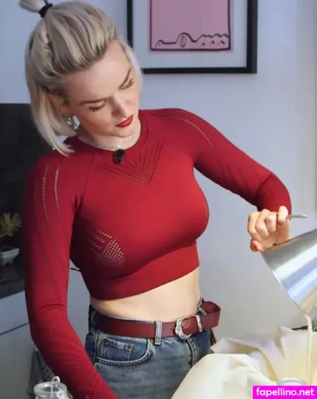 Ariane Alter OnlyFans Thumbnail #w95mtv6Aat