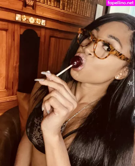 Ariane Andrew OnlyFans Thumbnail #vD4Y58vddp