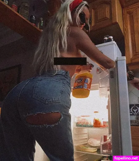 Ariane Schmidt OnlyFans Thumbnail #hIqmzf5YPI