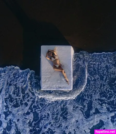 Ariane Schmidt OnlyFans Thumbnail #ydZFQMpoBz