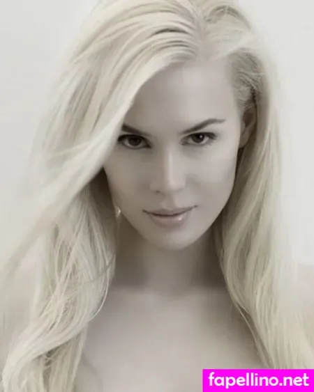 Ariane Sommer OnlyFans Thumbnail #3HAYz3zlOH