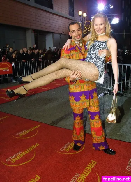 Ariane Sommer OnlyFans Thumbnail #G1DIwYOKfU