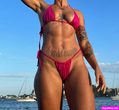 Arianelcrd OnlyFans Thumbnail #4xMgkmOjx9