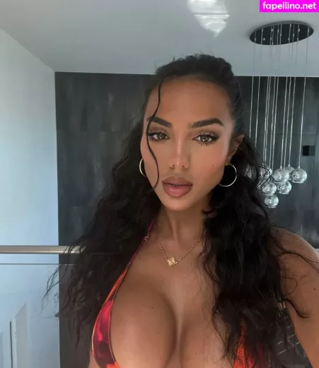 Arianna Ajtar OnlyFans Thumbnail #6bam3y6XFU