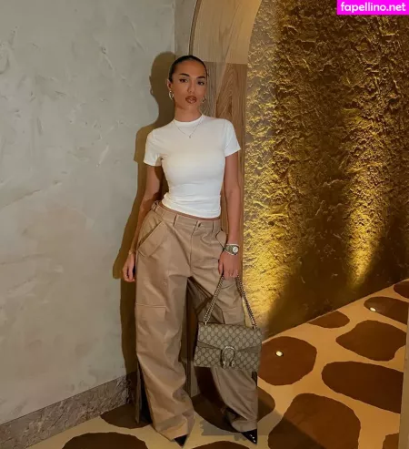 Arianna Ajtar OnlyFans Thumbnail #EvheET1Tji