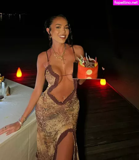 Arianna Ajtar OnlyFans Thumbnail #zJQdZAUliS