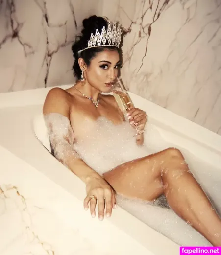 Arianna Grace OnlyFans Thumbnail #v7rKk9WaTW