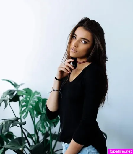 Arianna Hicks OnlyFans Thumbnail #OJrTC2kvn6