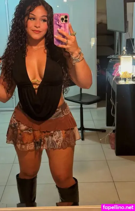 Arianna Odettee OnlyFans Thumbnail #CrvU7MU3kp