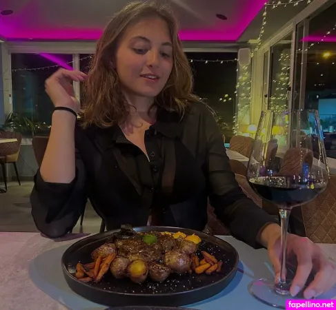 Arianna OnlyFans Thumbnail #5qowN1zr4C