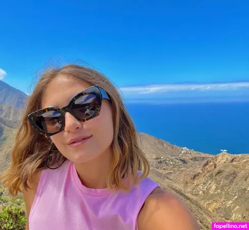 Arianna OnlyFans Thumbnail #tNukSrsrCO