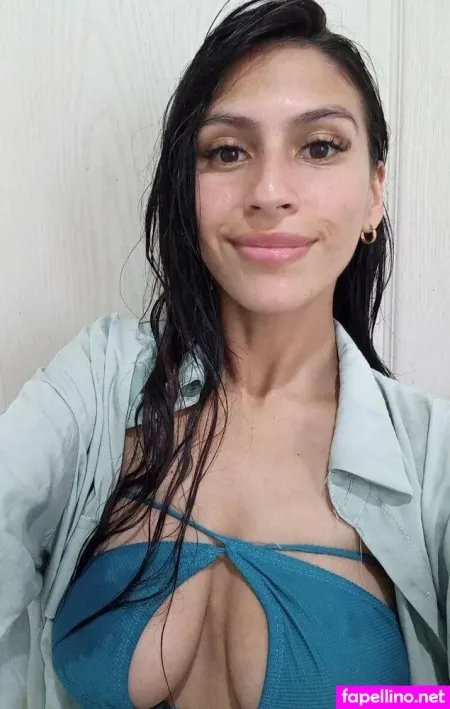 Ariannafoxx OnlyFans Thumbnail #9O1ZIr2o1y