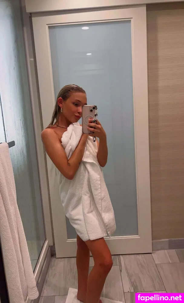 ariarose.wellness, ariarose.wellness2002 Nude Leaked OnlyFans Photo #IKOIePRwCI