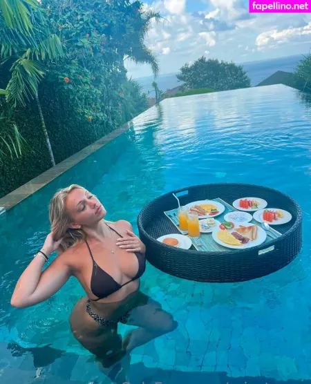 Ariastormx OnlyFans Thumbnail #cIsiScUb3d