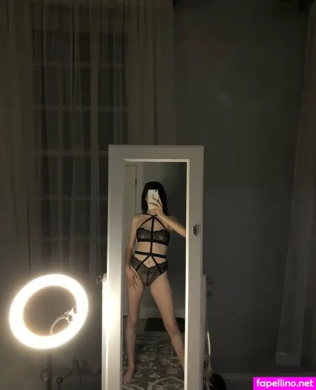 Ariawhite69 OnlyFans Thumbnail #U8EieVon64