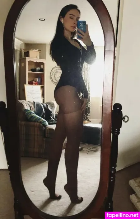 Aribeee OnlyFans Thumbnail #wEg3hLvj0E