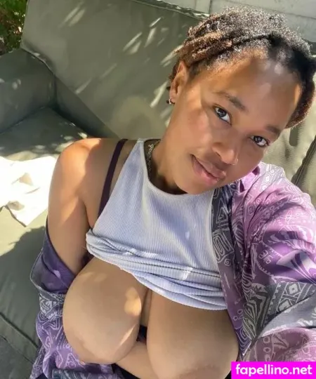 Ariel Cosmo Main Profile Photo