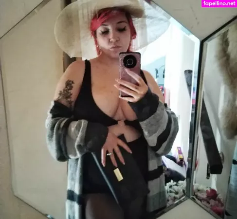 Ariel Vanderberg OnlyFans Thumbnail #WzzeRChSen
