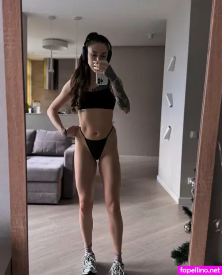 Ariel Wet OnlyFans Thumbnail #Aqy6SvTU03