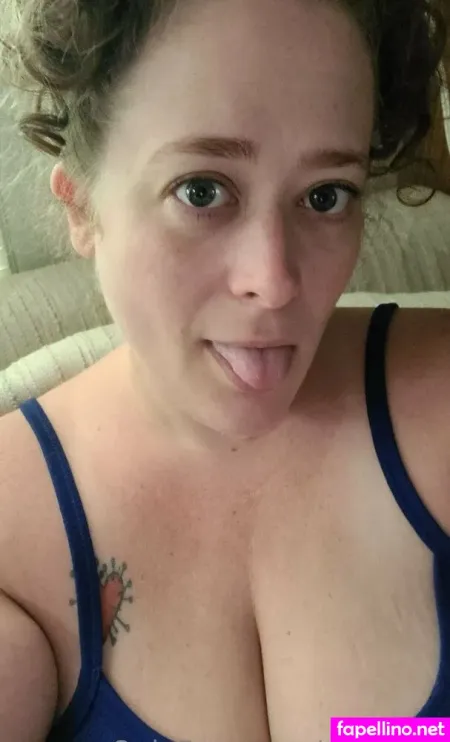 Arielabai OnlyFans Thumbnail #0rOaJ3kAY3