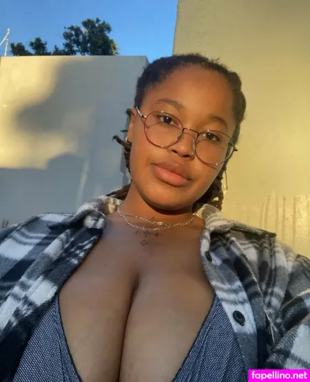 Arielcosmo OnlyFans Thumbnail #QCidmIbnec