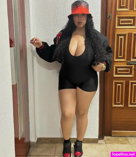 Arielkyspena OnlyFans Thumbnail #2IwP6DxhFO