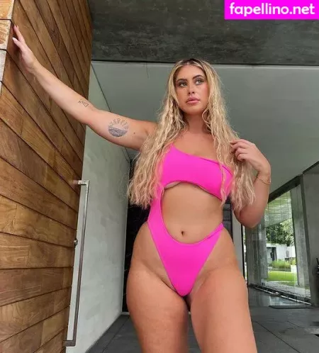 Ariella Nyssa OnlyFans Thumbnail #1ReQ3A4GjE