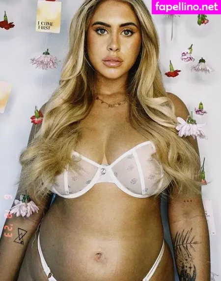 Ariella Nyssa OnlyFans Thumbnail #FVbW8B2V1y